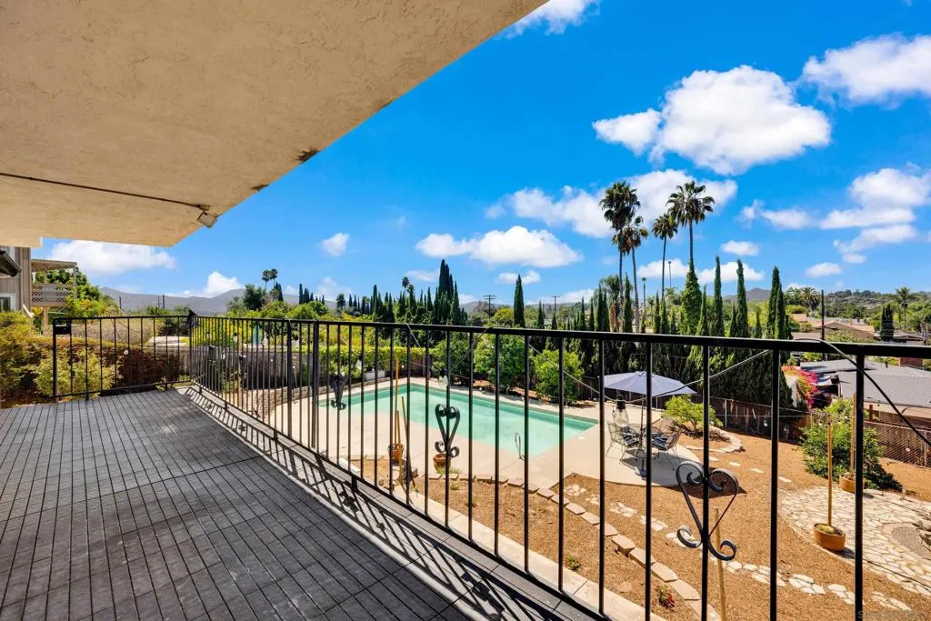 , Escondido, California 92025 home-pic-13