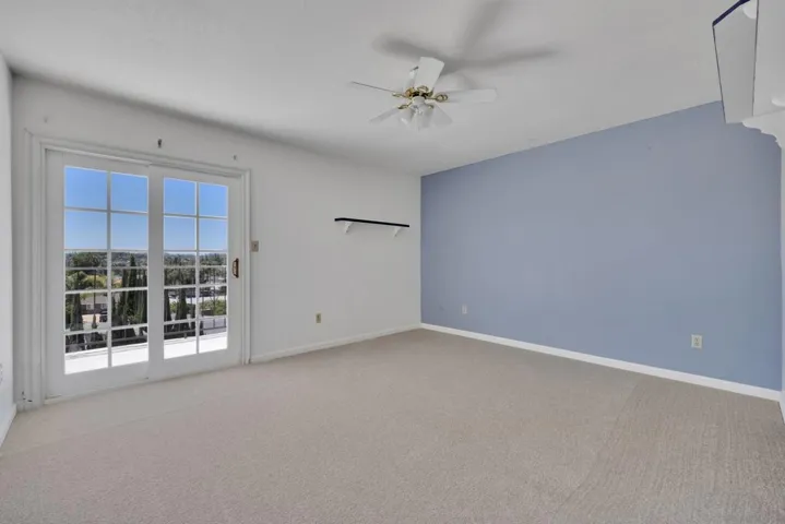 133 Helen Way, Escondido, California 92025