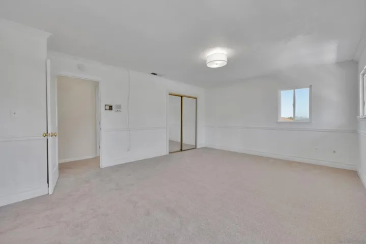 133 Helen Way, Escondido, California 92025