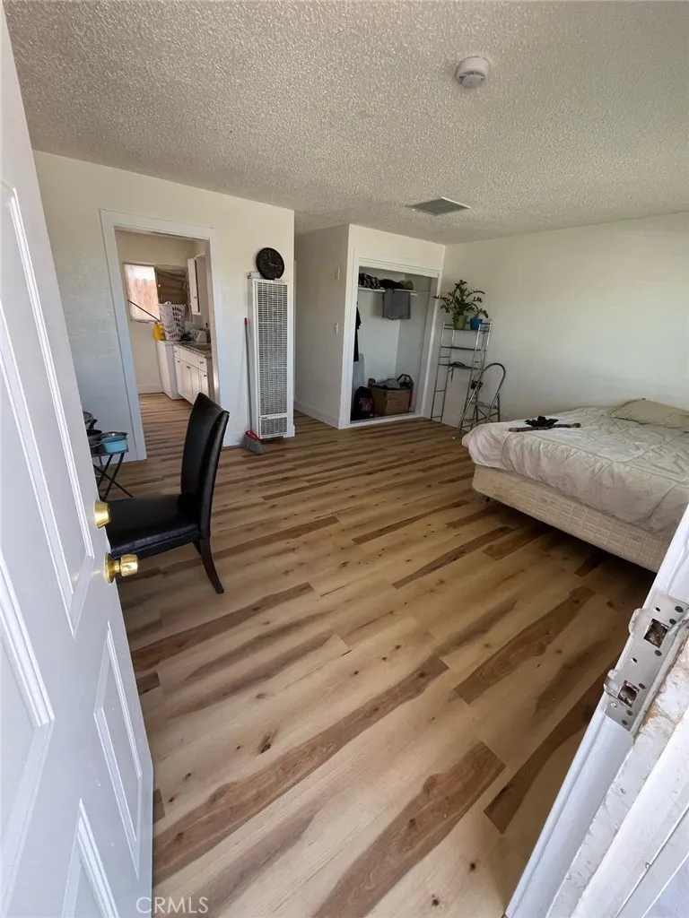 335 Barstow Road, Barstow, California 92311 home-pic-2