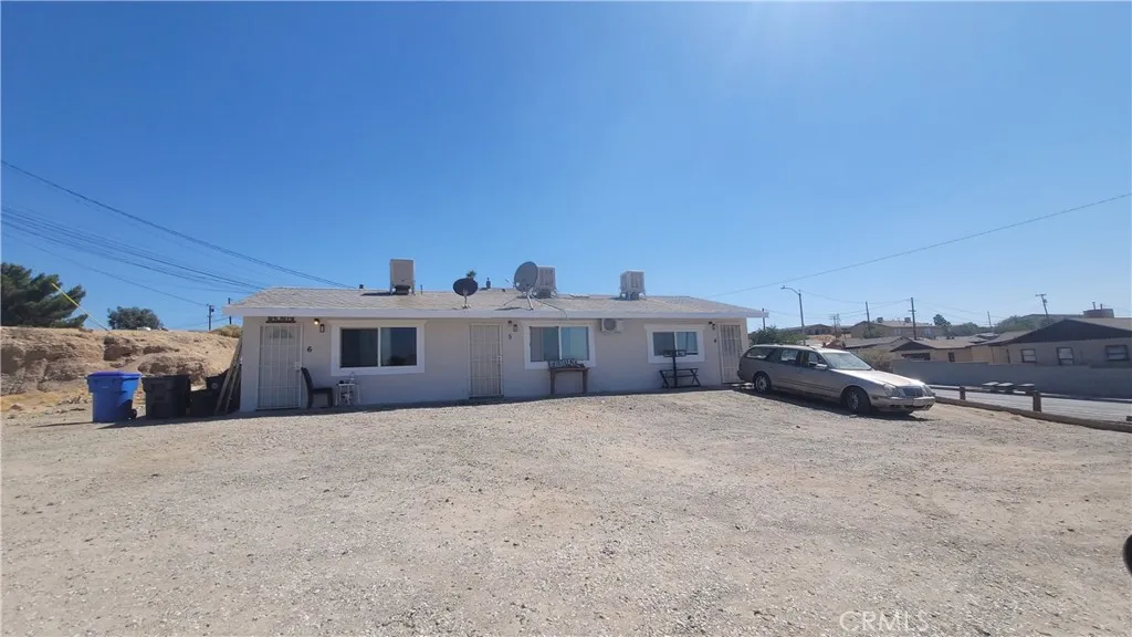 335 Barstow Road, Barstow, California 92311 home-pic-0