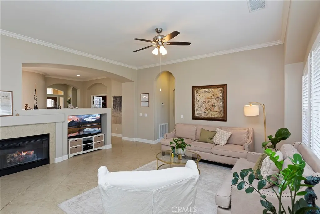 24098 Boulder Oaks Drive, Corona, California 92883 home-pic-18