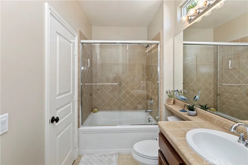 24098 Boulder Oaks Drive, Corona, California 92883 home-pic-7