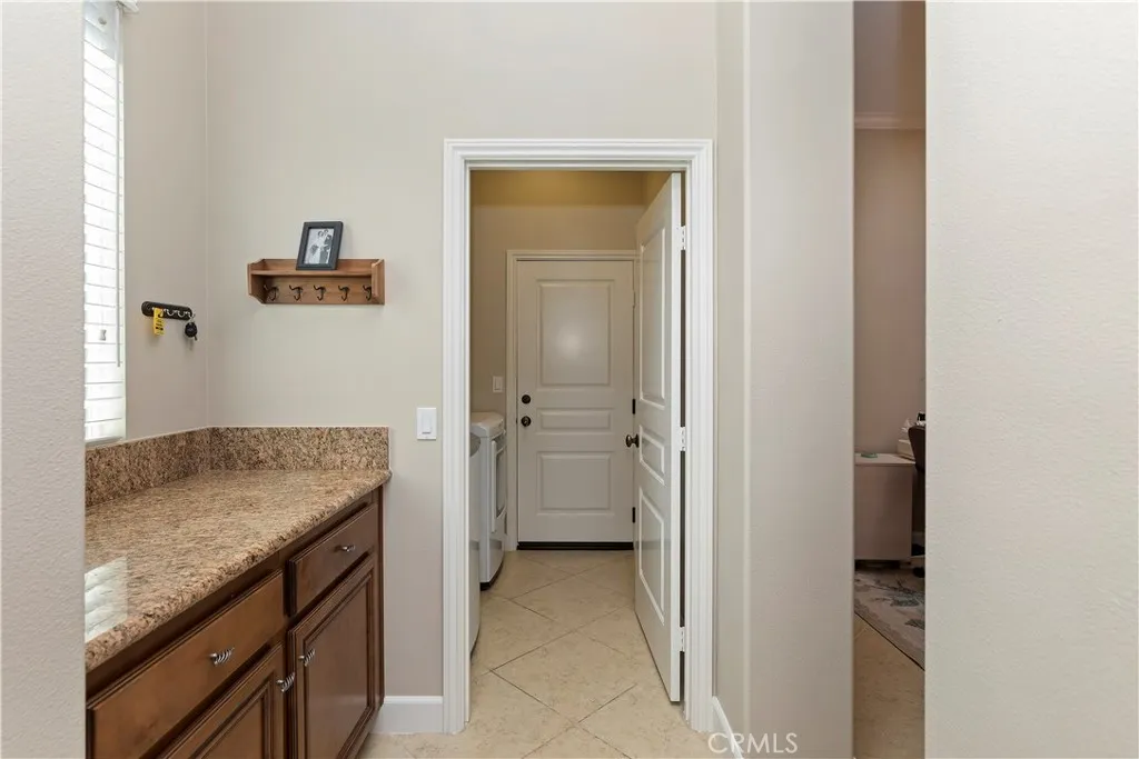 24098 Boulder Oaks Drive, Corona, California 92883 home-pic-23
