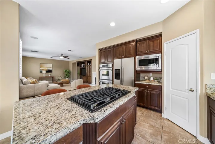 5859 E Treehouse Lane, Anaheim Hills, California 92807