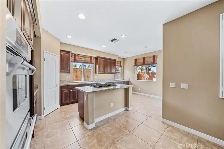 5859 E Treehouse Lane, Anaheim Hills, California 92807