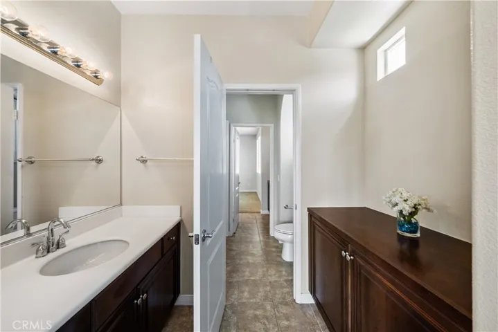 5859 E Treehouse Lane, Anaheim Hills, California 92807