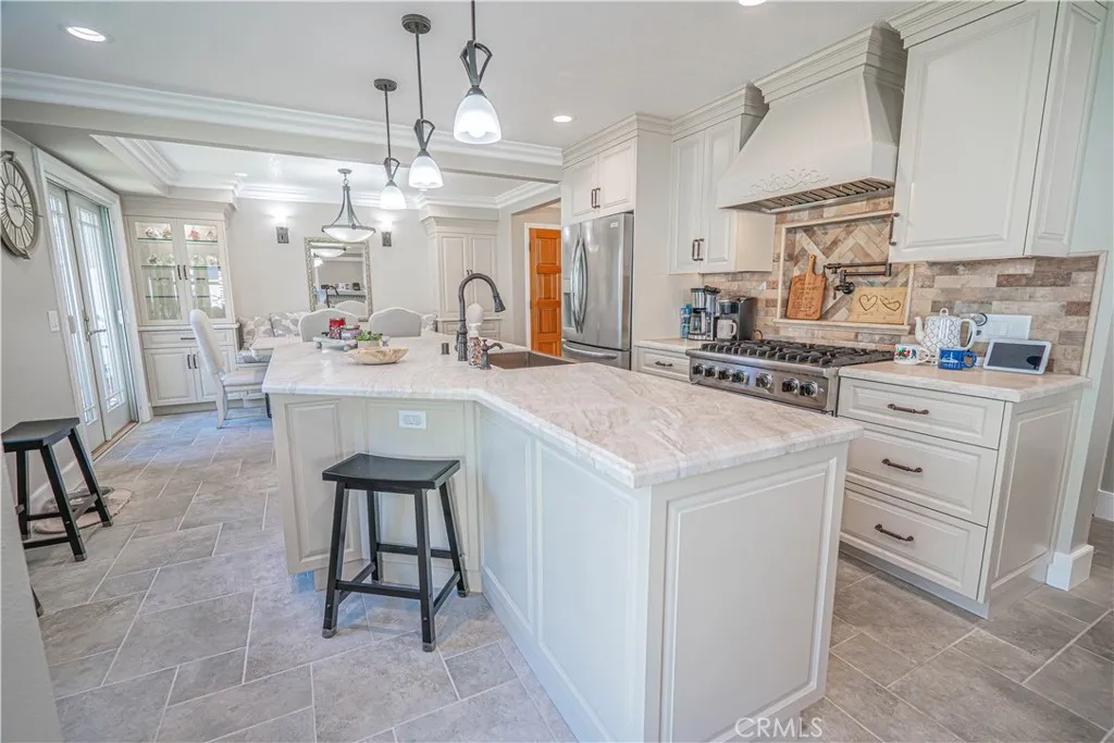 20019 Nutcracker Court, Canyon Country, California 91351 home-pic-14