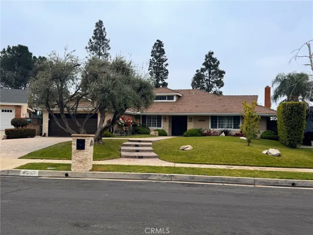 19520 Bermuda Street, Porter Ranch, California 91326
