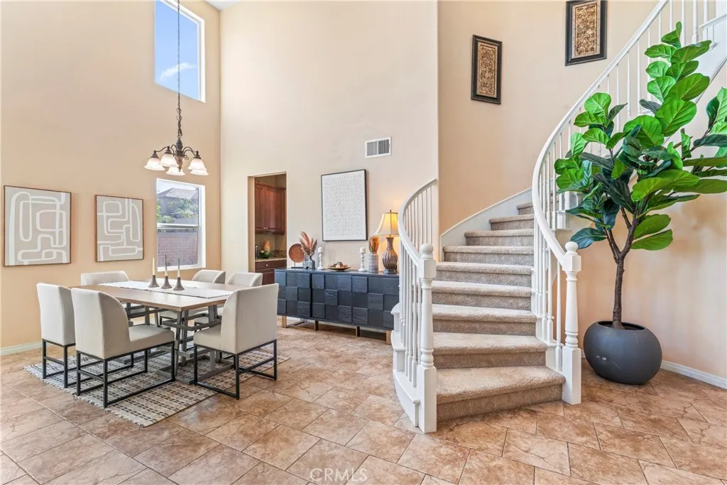 12113 Jonathan Drive, Riverside, California 92503 home-pic-6