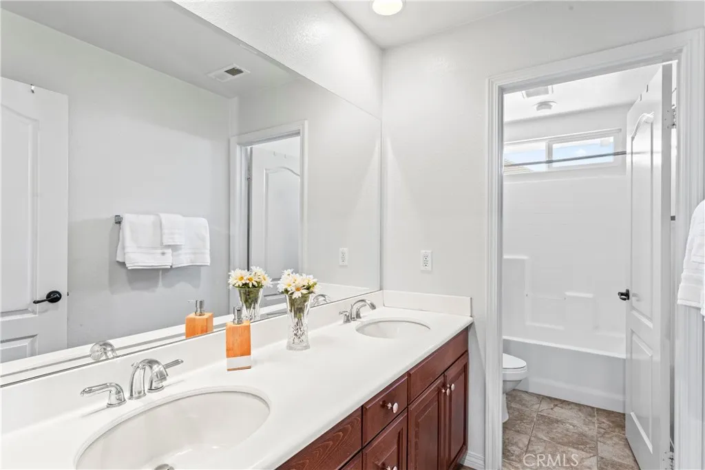 12113 Jonathan Drive, Riverside, California 92503 home-pic-40