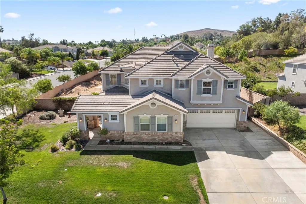 12113 Jonathan Drive, Riverside, California 92503 home-pic-0