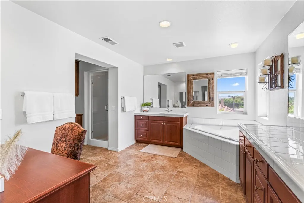 12113 Jonathan Drive, Riverside, California 92503 home-pic-30