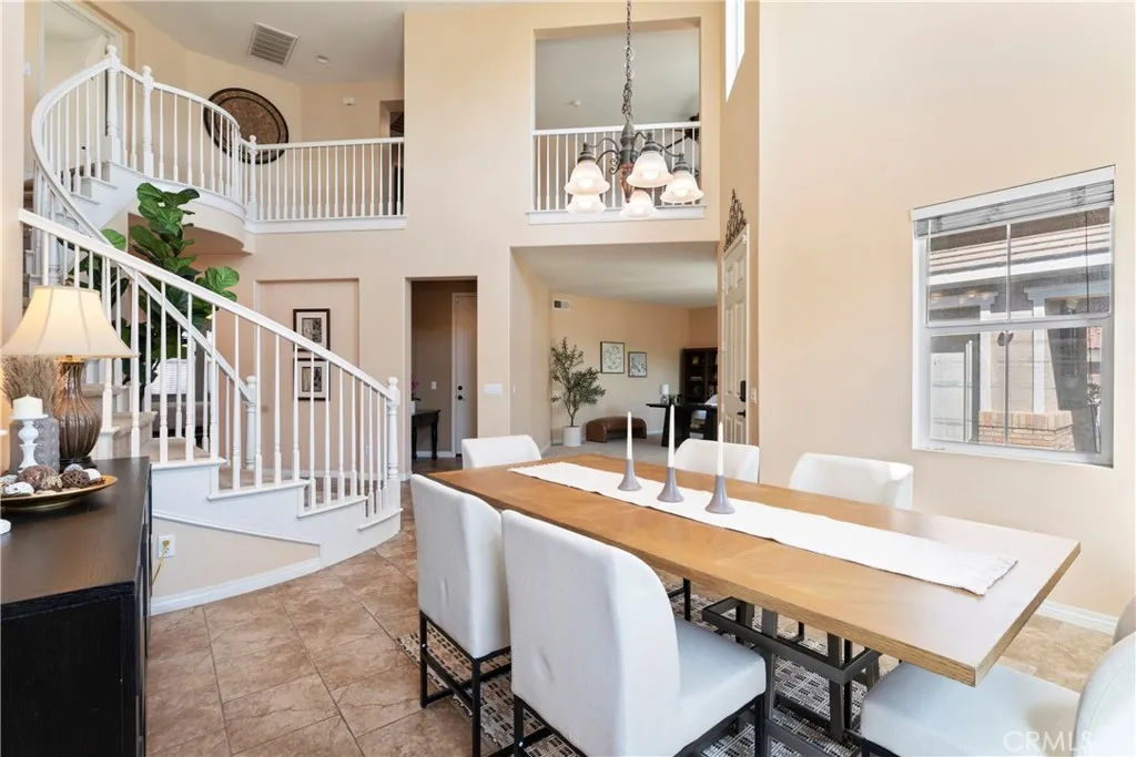 12113 Jonathan Drive, Riverside, California 92503 home-pic-11