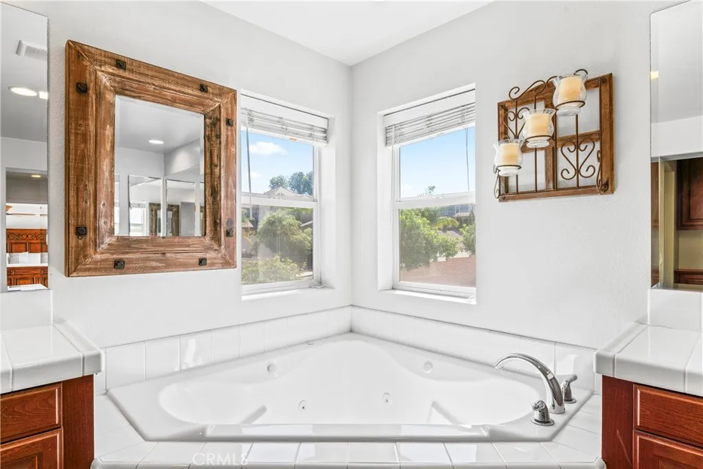 12113 Jonathan Drive, Riverside, California 92503 home-pic-31