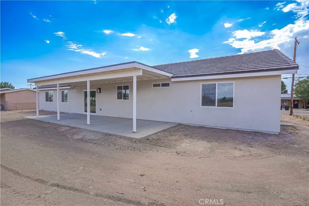 15413 Burwood Road, Victorville, California 92394 home-pic-24