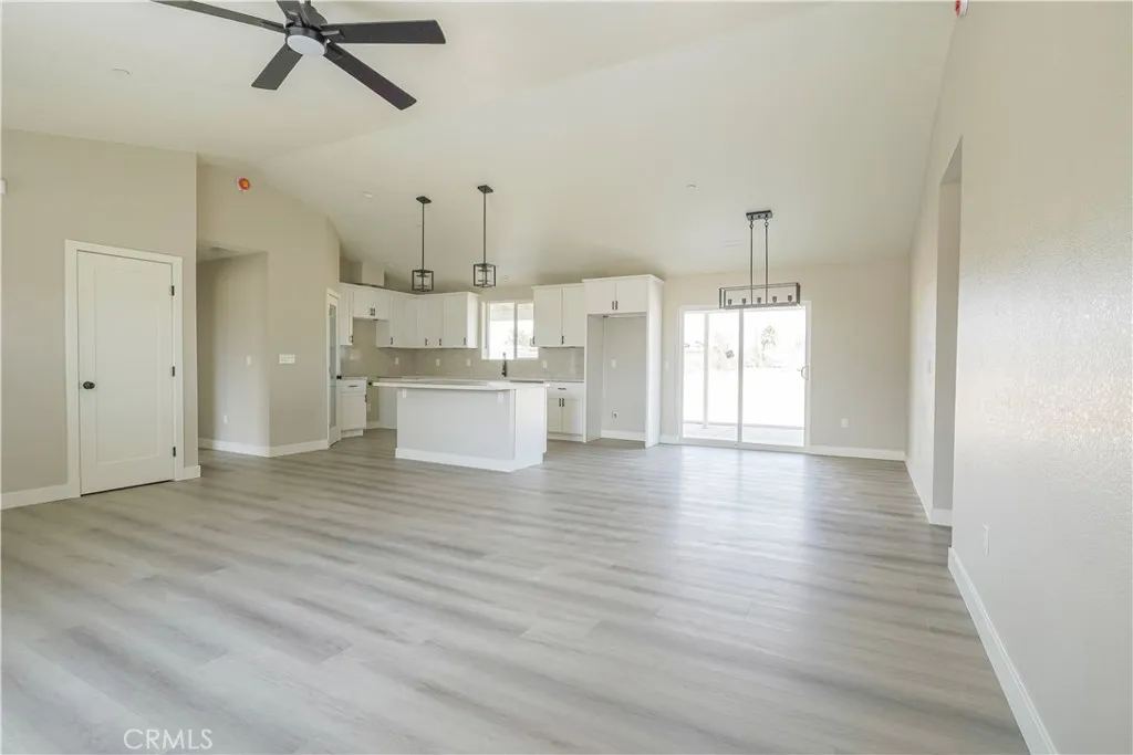 15413 Burwood Road, Victorville, California 92394 home-pic-3