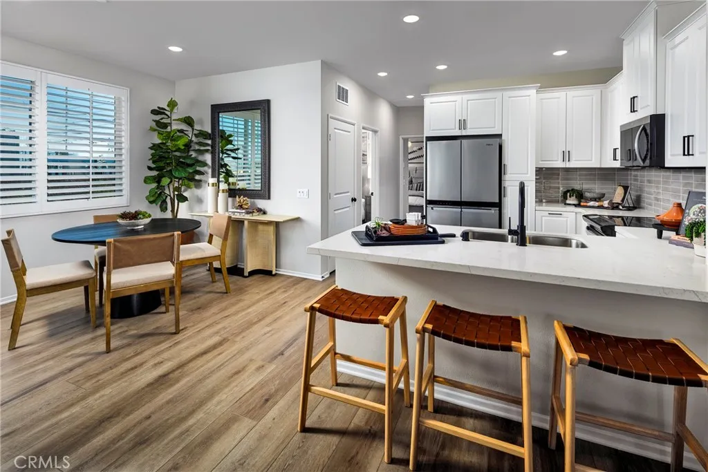 3935 E. Kenyon Paseo, Ontario, California 91761 home-pic-5