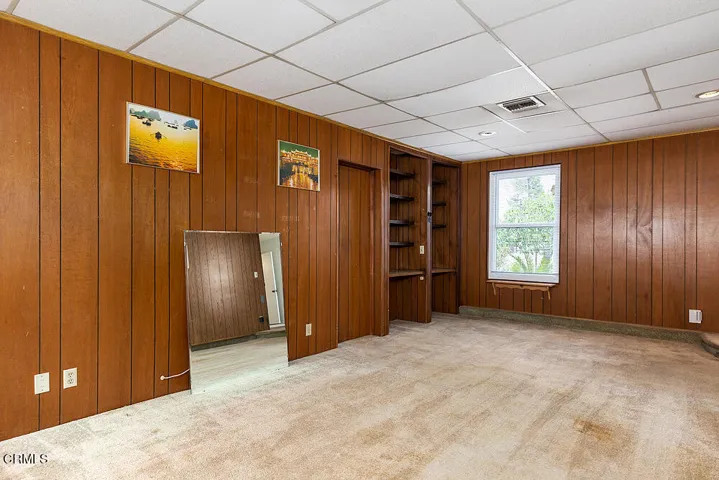 9645 Woodley Ave 021-mls