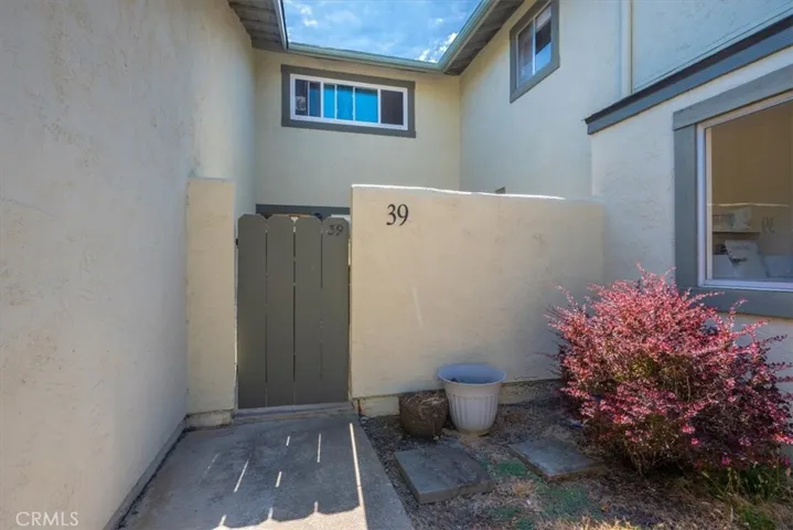 entrance to the patio