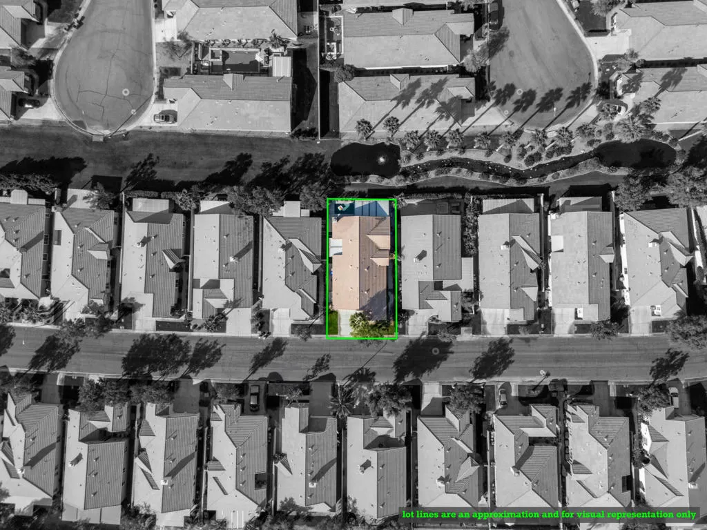 90 hdrephoto.com-49527-wayne-st-aerial-0