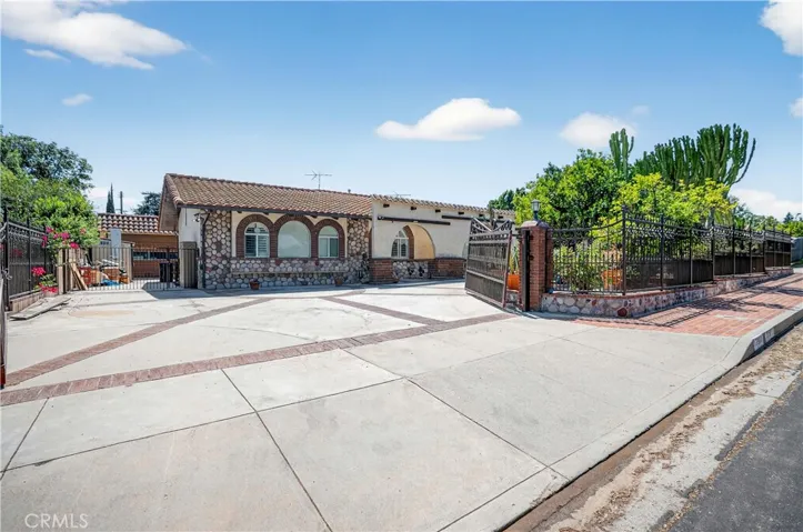 Welcome to 17558 Lahey St