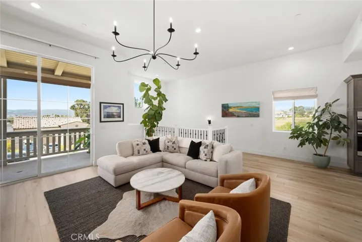 4008 Hillside Drive, San Luis Obispo, California 93401