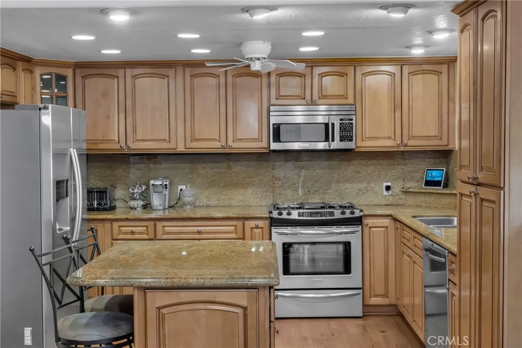 5522 Greenleaf Ave, Whittier, California 90601 home-pic-17