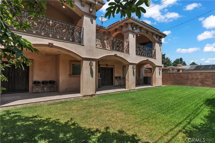 10410 Mattock Avenue, Downey, California 90241