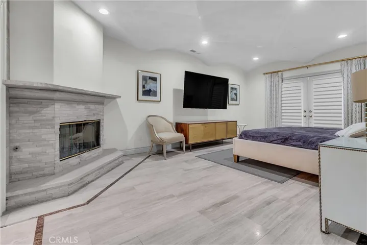 10410 Mattock Avenue, Downey, California 90241