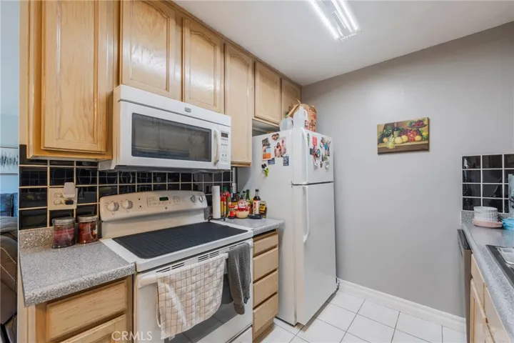 8710 Belford Avenue 106b, Los Angeles, California 90045
