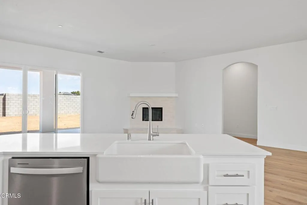 24-web-or-mls-7422-allenmier-ct