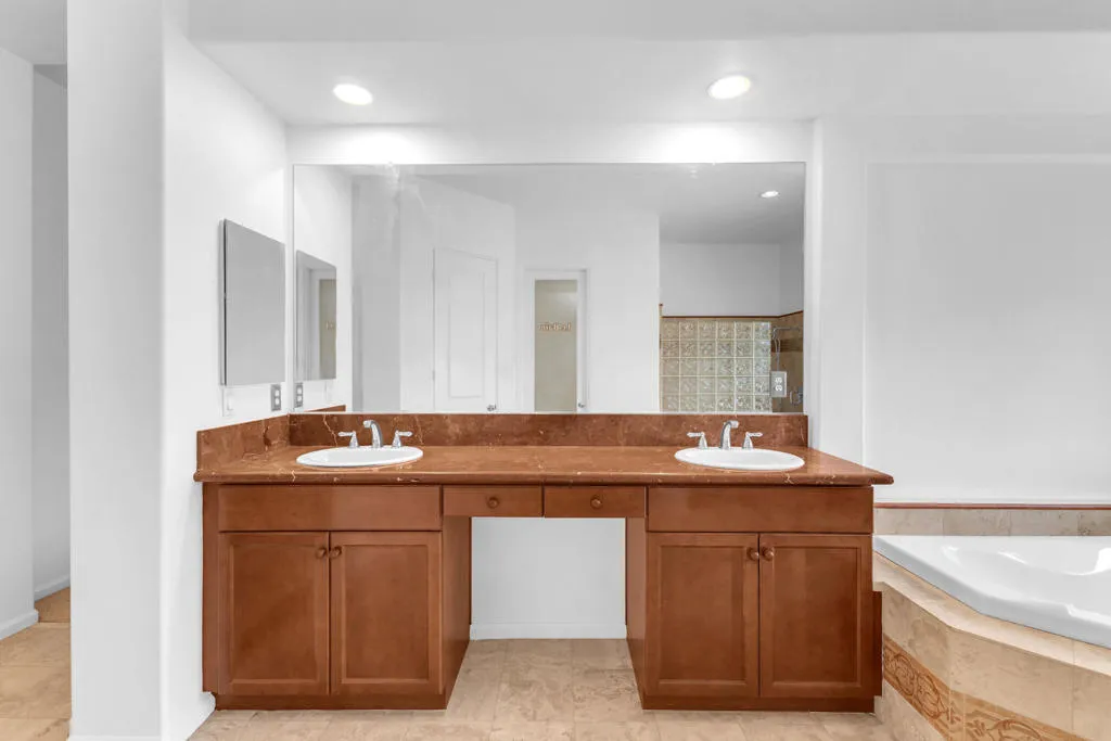 2250 N Hermosa Drive, Palm Springs, California 92262 home-pic-38