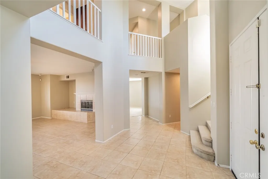 3675 Sunmeadow Street, Corona, California 92881 home-pic-9