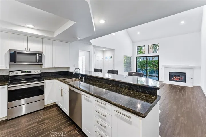 67 Greenmoor, Irvine, California 92614