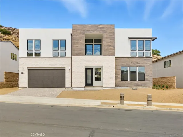 Front Elevation: Sunstone Modern - Hidden Oaks Collection - Homesite 5