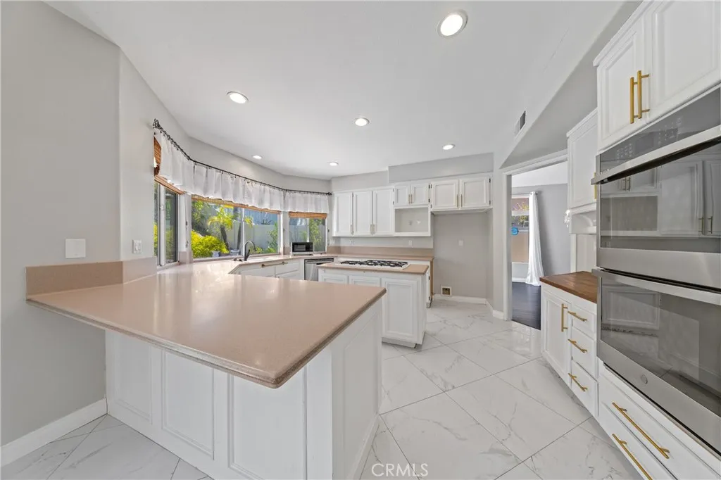 32122 Corte Eldorado, Temecula, California 92592 home-pic-12