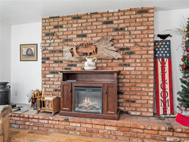 7991 Montrose Avenue, Hesperia, California 92345