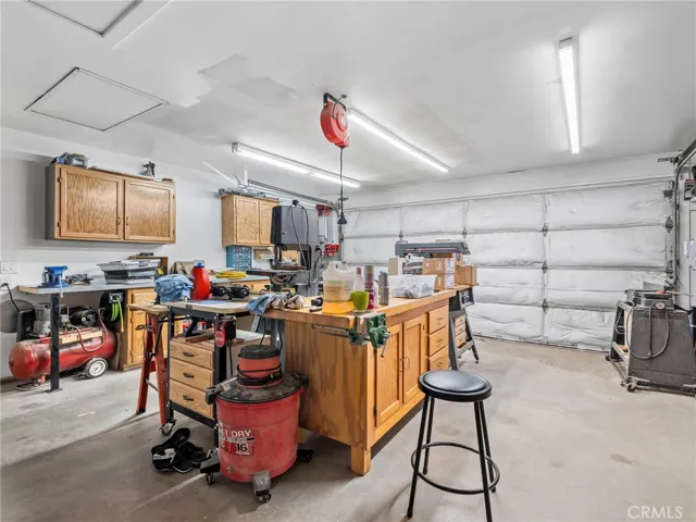 7991 Montrose Avenue, Hesperia, California 92345