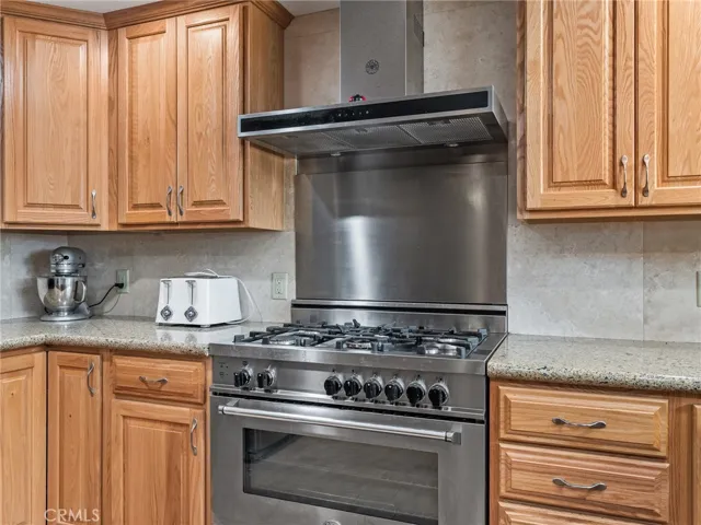 7991 Montrose Avenue, Hesperia, California 92345