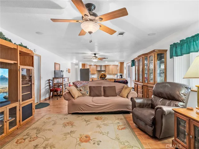 7991 Montrose Avenue, Hesperia, California 92345