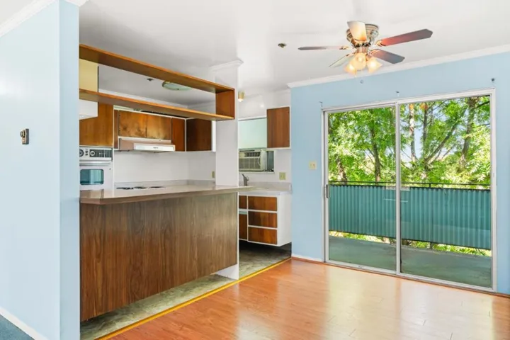 464 Clinton Street 309, Redwood City, California 94062