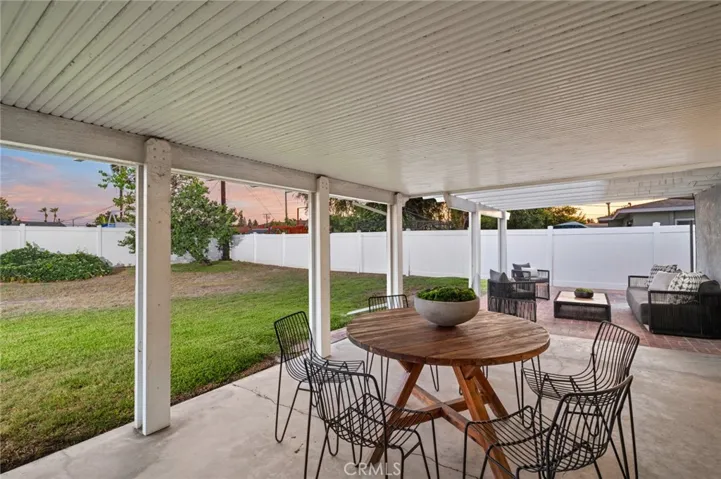 Located on a 7,200 sq ft lot there is plenty of extra room