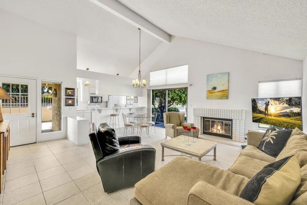 103 Verde Way, Palm Desert, California 92260 home-pic-2