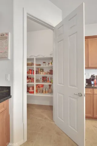 Walk-in Pantry