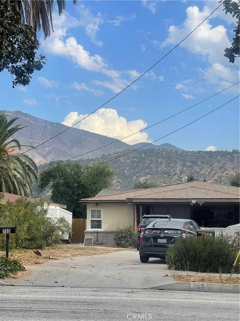 755 W Colorado Boulevard, Monrovia, California 91016, 4 Bedrooms Bedrooms, ,2 BathroomsBathrooms,Residential,For Sale,Colorado,AR25194454