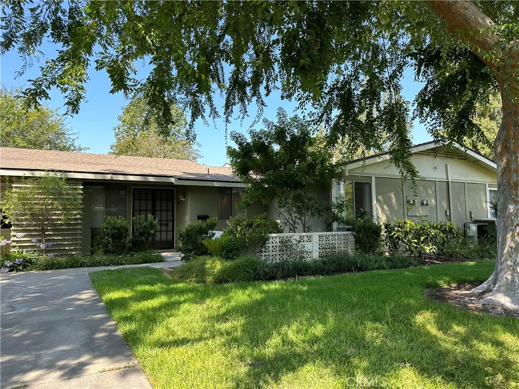 80 Calle Aragon B, Laguna Woods, California 92637, 2 Bedrooms Bedrooms, ,1 BathroomBathrooms,Residential Lease,For Rent,Calle Aragon,DW25192999