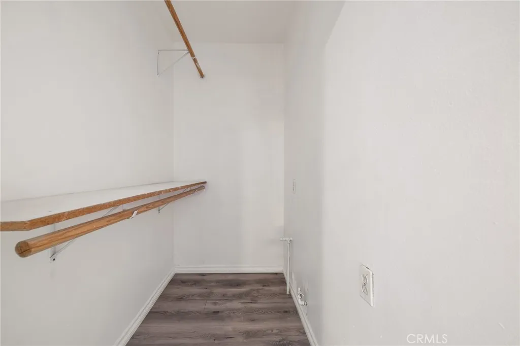 6339 Riverton Avenue, North Hollywood, California 91606 home-pic-12