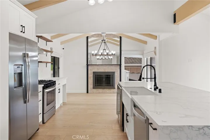 1613 Espinosa Circle, Palos Verdes Estates, California 90274