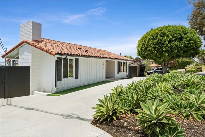 1613 Espinosa Circle, Palos Verdes Estates, California 90274